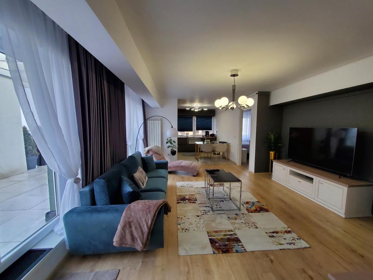 Jad- Penthouse With Jacuzzi And Mountain View - Coresi Brasov Bagian luar foto
