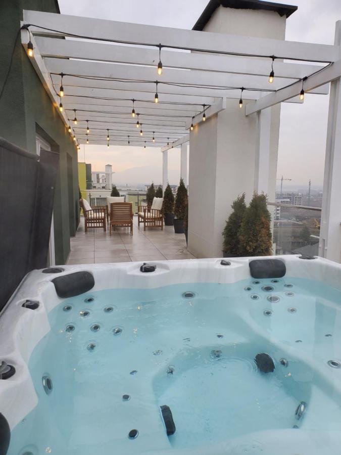 Jad- Penthouse With Jacuzzi And Mountain View - Coresi Brasov Bagian luar foto